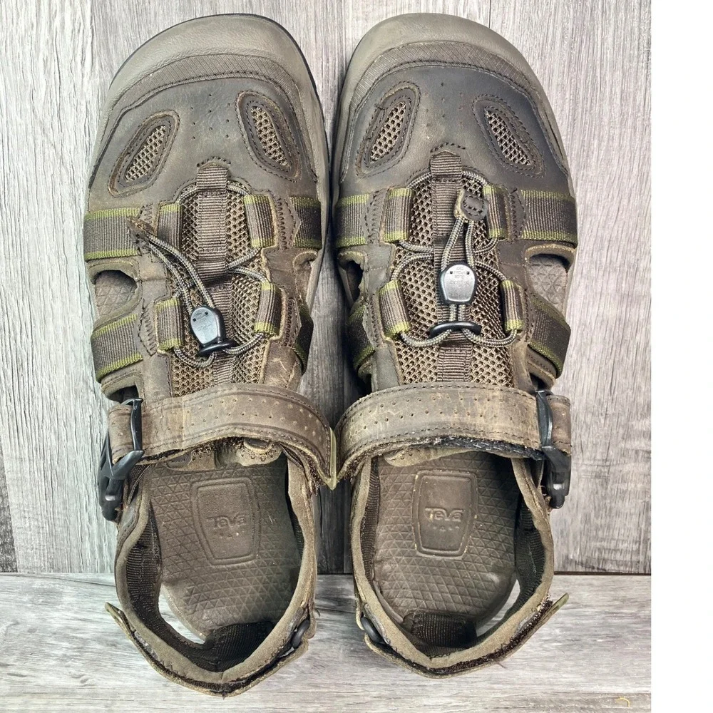 Teva Omnium Mens 9 Brown Leather Fisherman Sandals Hiking Trail Shoes 1019179